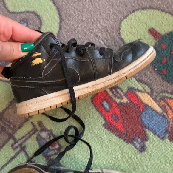 Bundle of shoes for boy 9.5 / 10 US - Picture 5 of 7